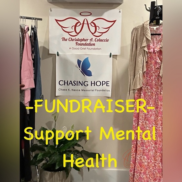 BDG Relaxed Blue Jeans with Distressed Look - Picture 8 of 8